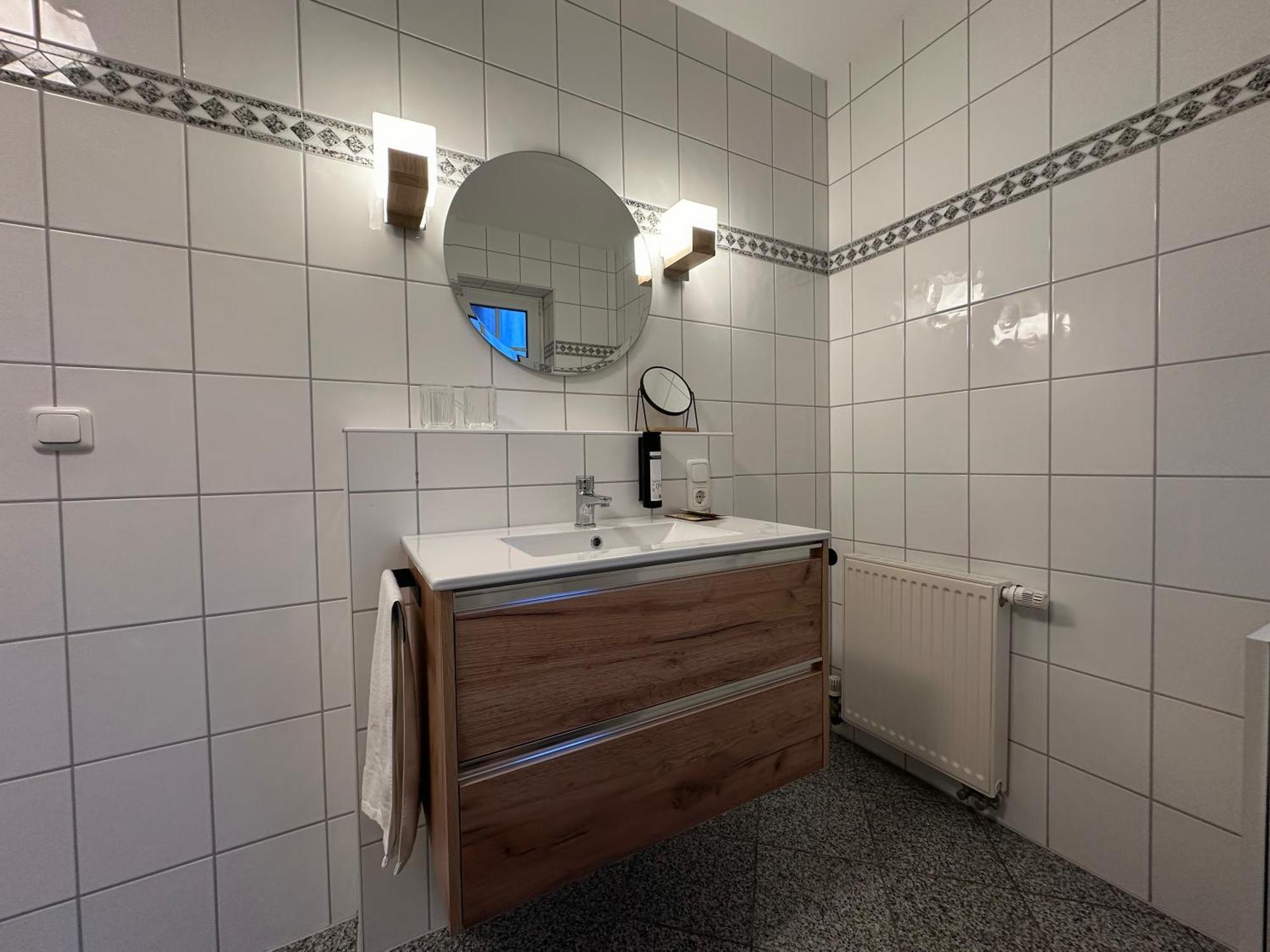 Luxx Downtown - Design-Apartment Zentral Im Ort Bad Zwischenahn Exterior foto