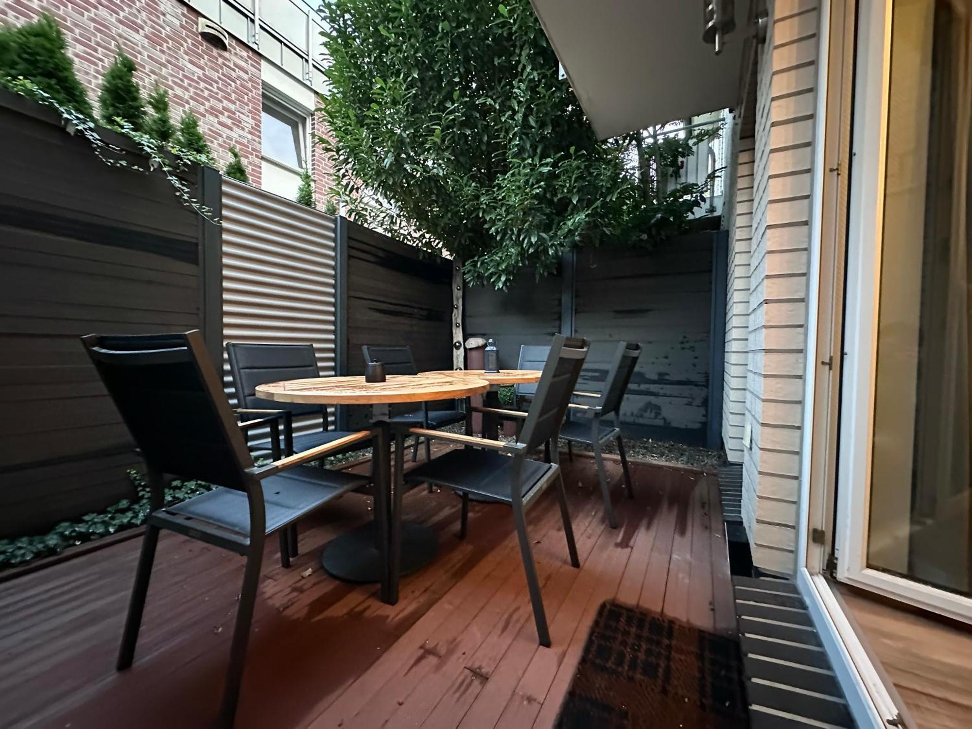 Luxx Downtown - Design-Apartment Zentral Im Ort Bad Zwischenahn Exterior foto
